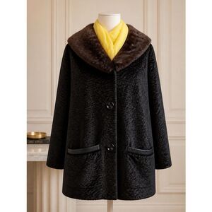 VINTAGE BLACK COAT WITH FUR COLLAR SIZE MEDIUM EXCELLENT VINTAGE CONDITION